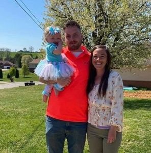 Meet your Posher, Holly